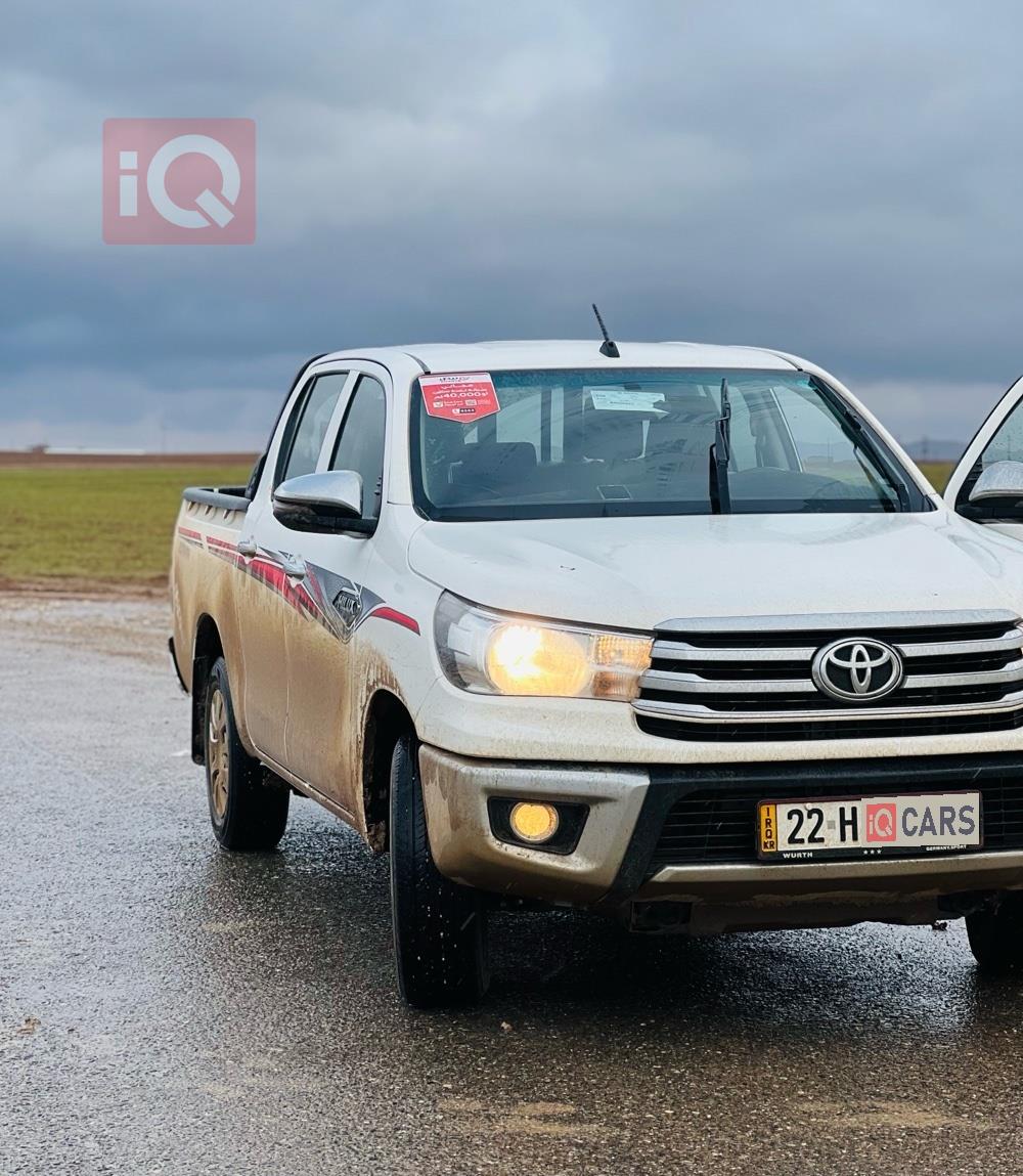 تويوتا هايلوكس